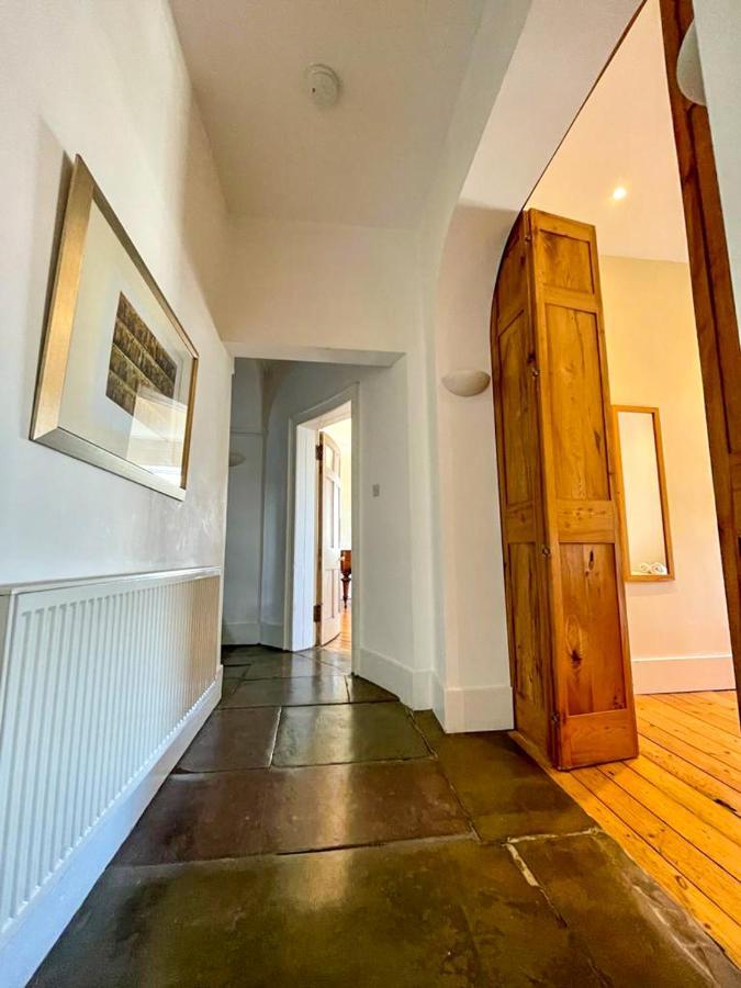 Incredible St Andrew'S Sq - 2 Bed In The Sky Apartman Edinburgh Kültér fotó